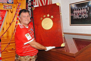 Er ist ein Roter durch und durch